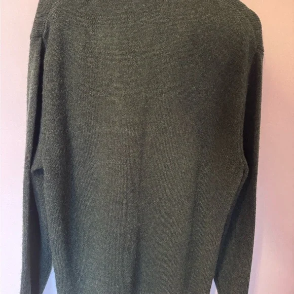 Pendleton Men's Forest V-Neck Sweater - Picture 4 of 6